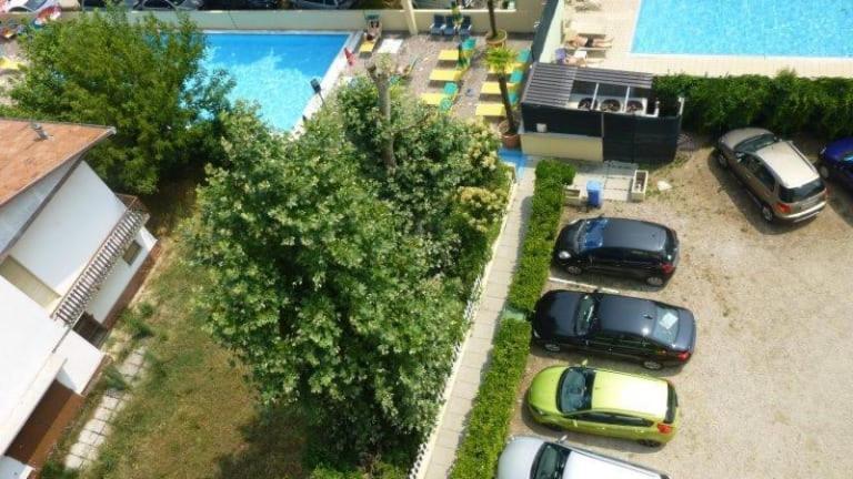 Nuovo Hotel Anthisa Лидо ди Савио Екстериор снимка