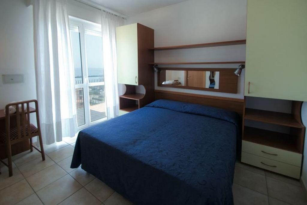 Nuovo Hotel Anthisa Лидо ди Савио Стая снимка